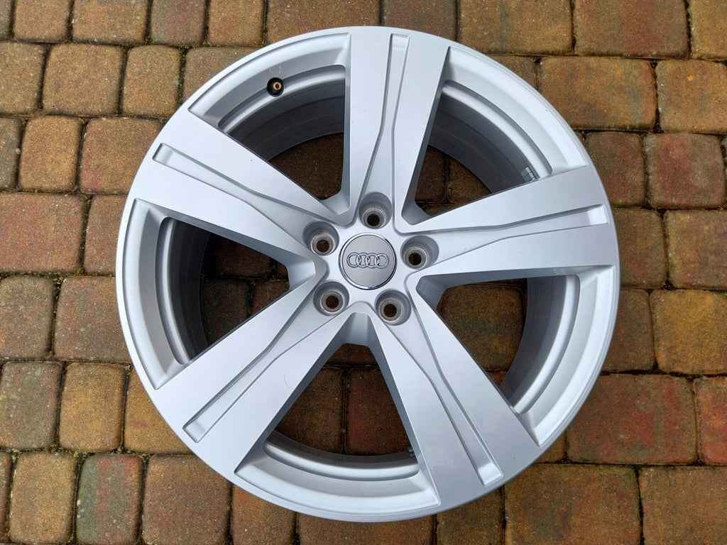 1x Alufelge 18 Zoll 8.0" 5x112 25ET Silber 4M0601025A Audi Q7 Rim Wheel FEL9574919174ul