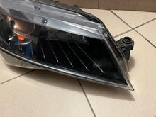 Laden Sie das Bild in den Galerie-Viewer, Frontscheinwerfer Skoda Superb III 3V1941016B Xenon Rechts Headlight SCH8350653061nr