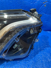 Laden Sie das Bild in den Galerie-Viewer, Frontscheinwerfer Toyota Rav 4 LED Rechts Scheinwerfer Headlight SCH7369219334om