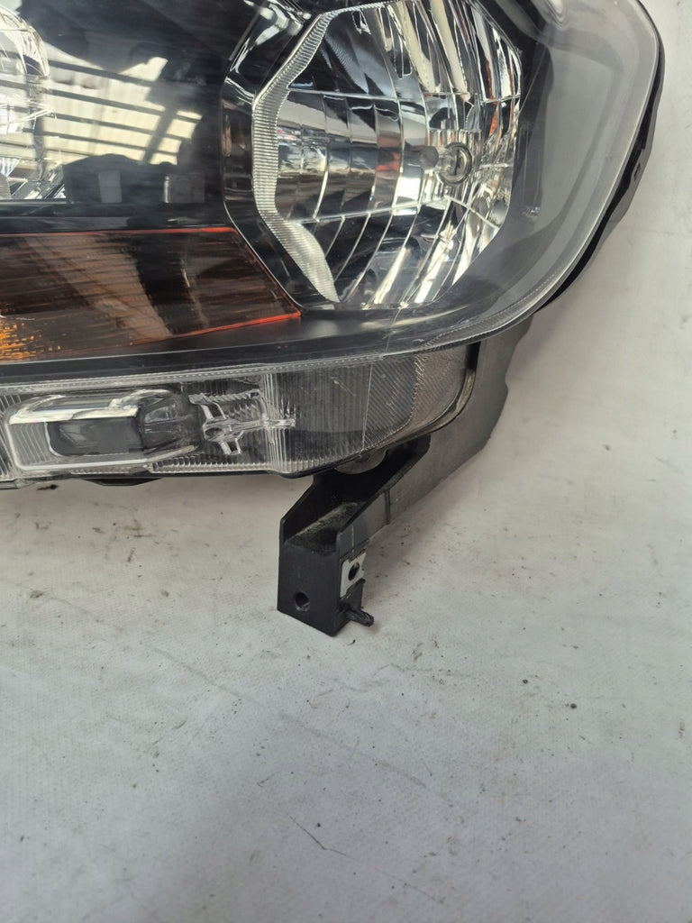 Frontscheinwerfer Ford Ranger EB3B-13W030 Links Scheinwerfer Headlight SCH5569978675kl