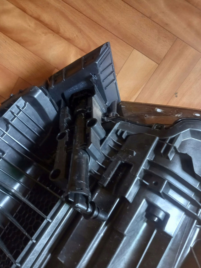 Frontscheinwerfer Audi Q8 4M8941034 Vorderseite Scheinwerfer Headlight