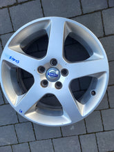 Load image into Gallery viewer, 1x Alufelge 17 Zoll 7.0" 5x108 50ET 30748771 Volvo Rim Wheel FEL8073372064xp