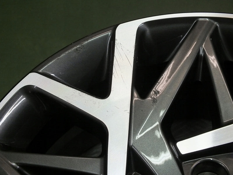 1x Alufelge 18 Zoll 7.5" 5x114.3 50ET Glanz Graphit 52910-CM300 Hyundai Mg