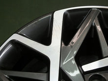 Load image into Gallery viewer, 1x Alufelge 18 Zoll 7.5&quot; 5x114.3 50ET Glanz Graphit 52910-CM300 Hyundai Mg