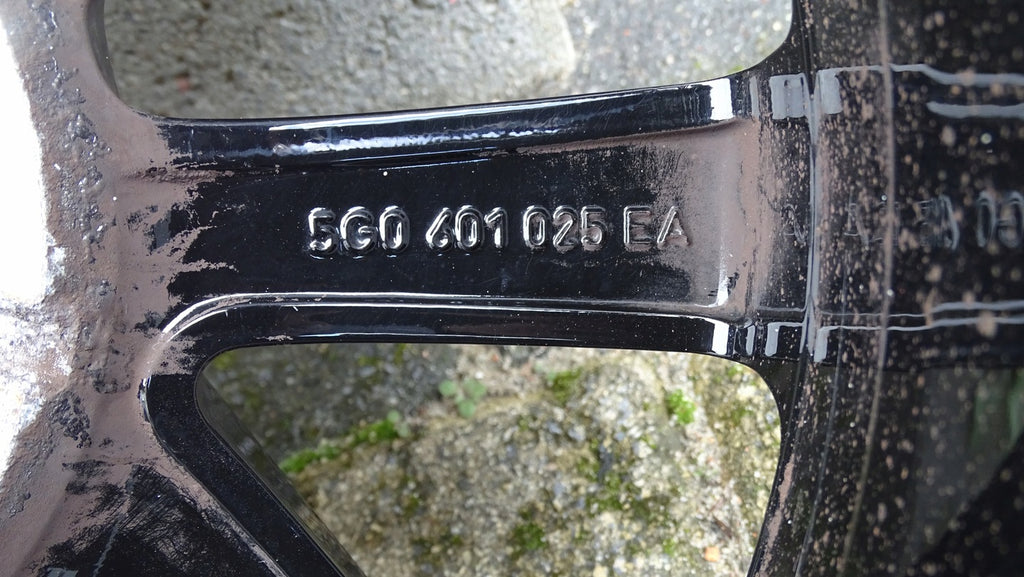 1x Alufelge 16 Zoll 6.5" 5x112 46ET 5G0601025EA VW Golf Vii Rim Wheel