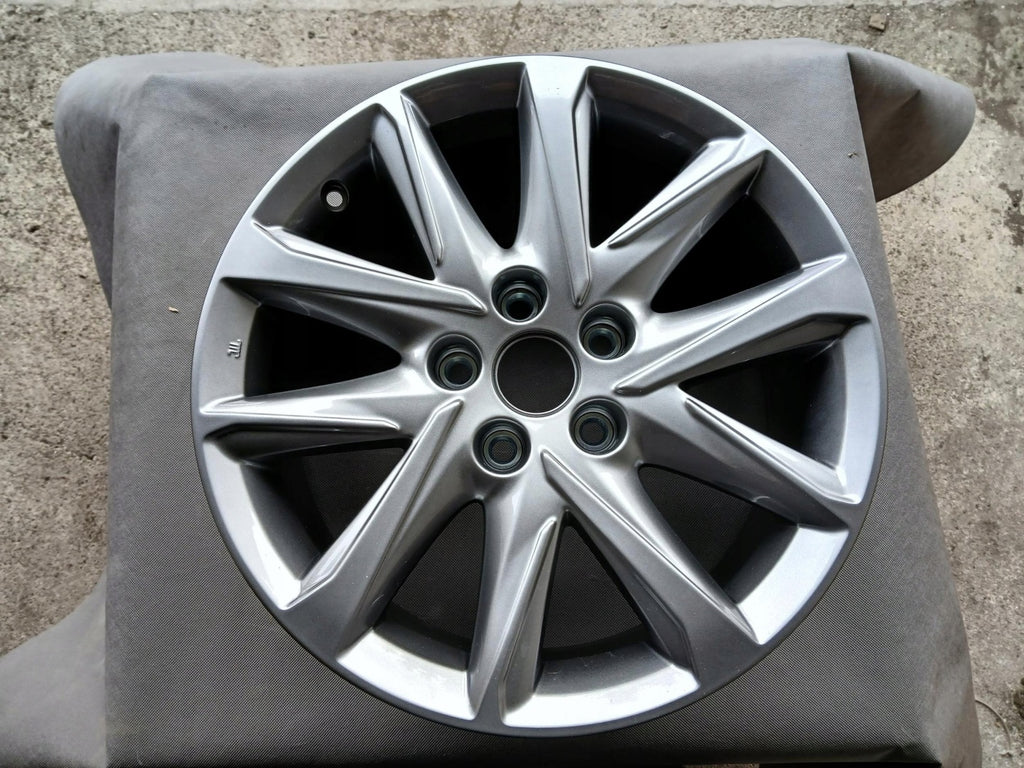 1x Alufelge 17 Zoll 7.0" 5x114.3 45ET Glanz Grau KB8MV3810 Mazda Cx5 Cx-5 FEL3353302648py