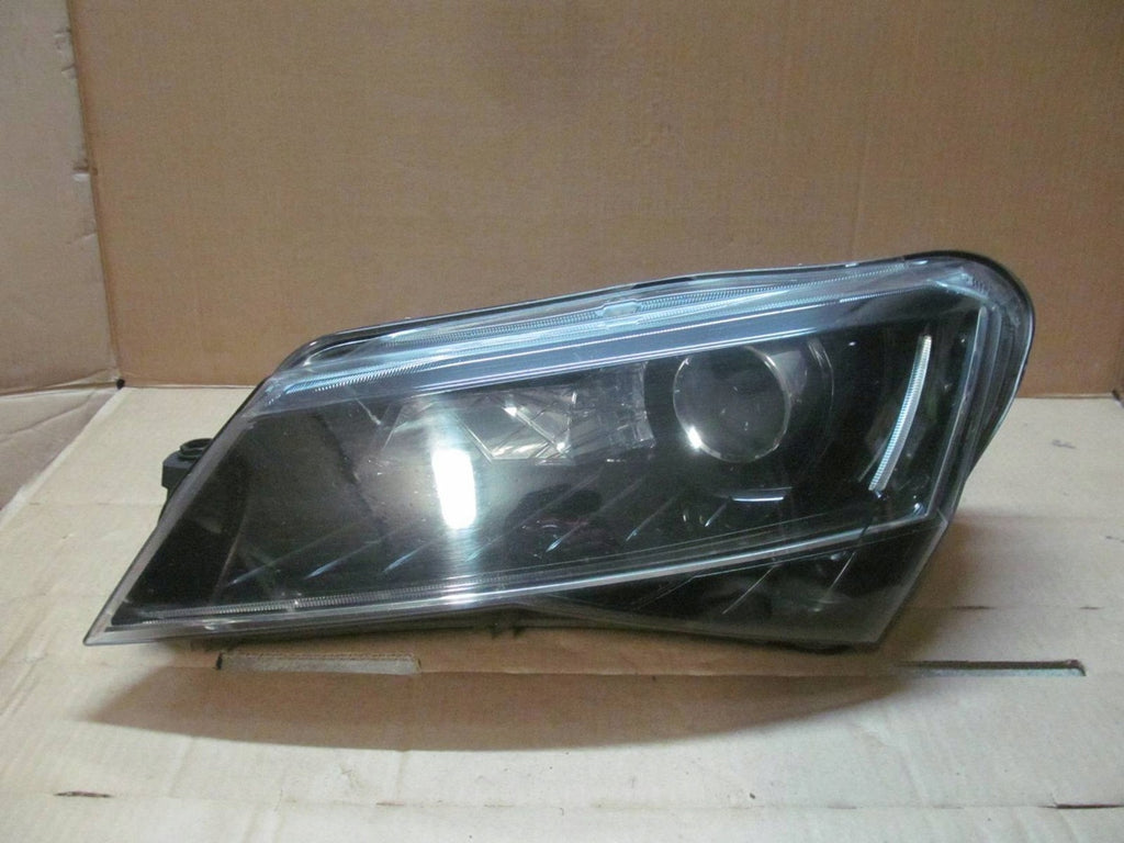 Frontscheinwerfer Skoda Superb III 3V1941015B Xenon Links Scheinwerfer Headlight