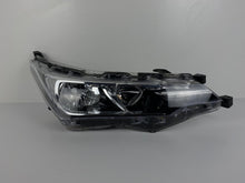 Laden Sie das Bild in den Galerie-Viewer, Frontscheinwerfer Toyota Corolla 81130-02L50 Rechts Scheinwerfer Headlight SCH8438537349wp