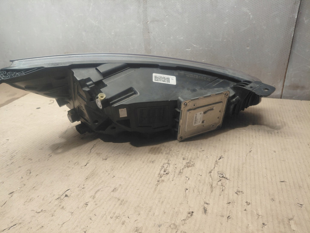 Frontscheinwerfer Ford Focus MX7B-13E015-EB FALSE Scheinwerfer Headlight SCH9563331069yw