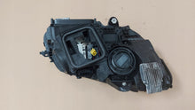 Laden Sie das Bild in den Galerie-Viewer, Frontscheinwerfer Mercedes-Benz W205 A2059061506 LED Links Headlight SCH3245629924zc
