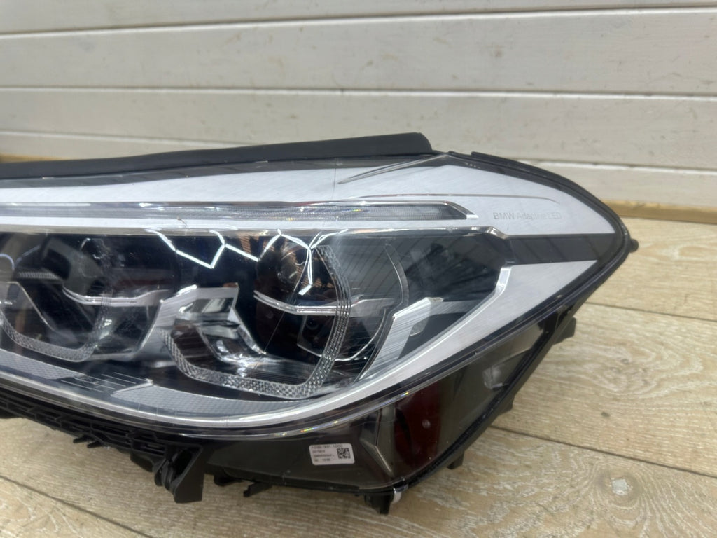 Frontscheinwerfer BMW G32 7496443-02Q LED Ein Stück (Rechts oder Links) SCH7770024083lv
