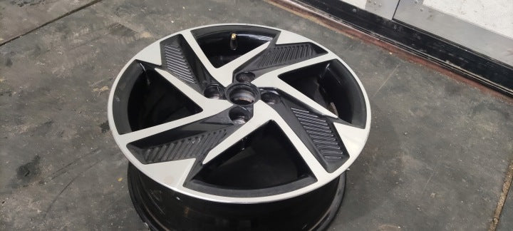 1x Alufelge 16 Zoll 6.5" 4x100 48ET 52910-K7200 Hyundai I10 Iii Rim Wheel FEL5181585381ap
