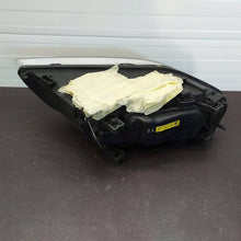 Laden Sie das Bild in den Galerie-Viewer, Frontscheinwerfer Volvo S80 II V70 III 31214168 Xenon Rechts oder Links