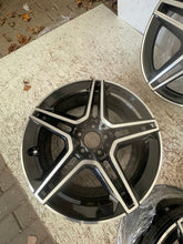 Laden Sie das Bild in den Galerie-Viewer, 4x Alufelge 18 Zoll 8.5" 5x112 49ET A2054019600 Mercedes-Benz W205 Rim Wheel FEL1468563348sc