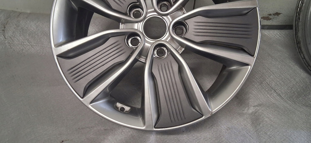 1x Alufelge 17 Zoll 7.0" 5x114.3 53ET 52910G2300 Hyundai Ioniq Rim Wheel FEL3870348923wb