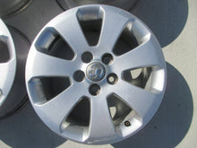 Laden Sie das Bild in den Galerie-Viewer, 4x Alufelge 17 Zoll 7.0&quot; 5x120 41ET Silber 13235010 Opel Rim Wheel