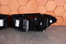 Laden Sie das Bild in den Galerie-Viewer, Frontscheinwerfer BMW G31 G30 8499111 8499112 Ein Satz Scheinwerfer Headlight SCH9762854799yu