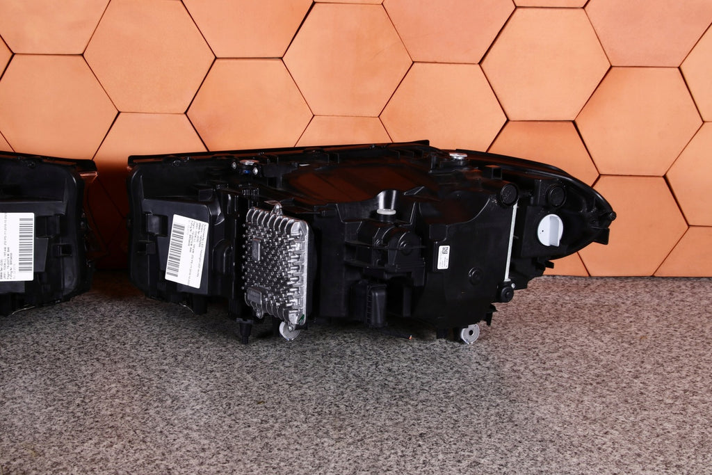 Frontscheinwerfer BMW G31 G30 8499111 8499112 Ein Stück (Rechts oder Links) SCH9762854799yu