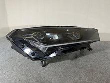 Laden Sie das Bild in den Galerie-Viewer, Frontscheinwerfer Skoda Enyaq 5LB941016A Rechts Scheinwerfer Headlight SCH1993956457vq