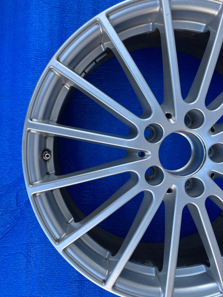 1x Alufelge 18 Zoll 6.5" 5x112 38ET Glanz Silber A1564011900 Mercedes-Benz Gla FEL3909295722av