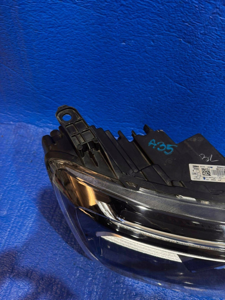 Frontscheinwerfer Dacia Duster 260101613R Rechts Scheinwerfer Headlight SCH2912146503ox