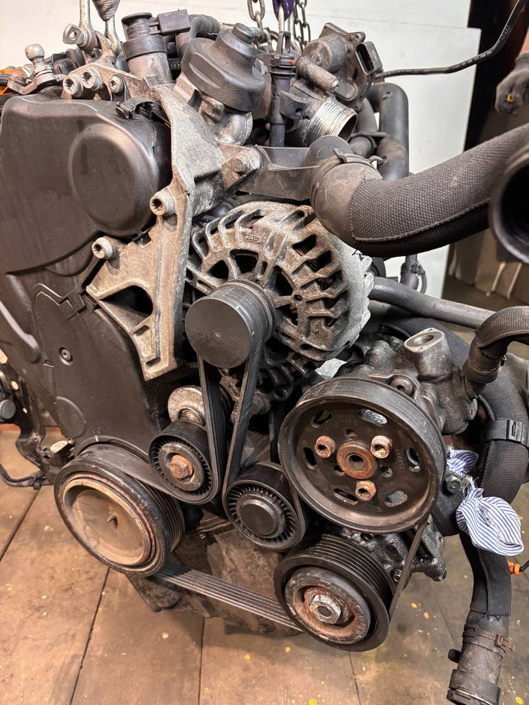 Motor Audi Q5 CGLB 2.0 TDI 170PS 125kW 225TKm 2011 Diesel Engine Komplett