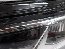 Laden Sie das Bild in den Galerie-Viewer, Frontscheinwerfer VW Golf VIII 90150890 5H1941005C LED Rechts oder Links SCH6720403037mn