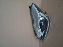 Load image into Gallery viewer, Frontscheinwerfer Toyota Yaris LED Links Scheinwerfer Headlight SCH6092802920wc