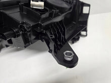 Laden Sie das Bild in den Galerie-Viewer, Frontscheinwerfer Skoda Enyaq 5LB941015 Full LED Ein Stück (Rechts oder Links)