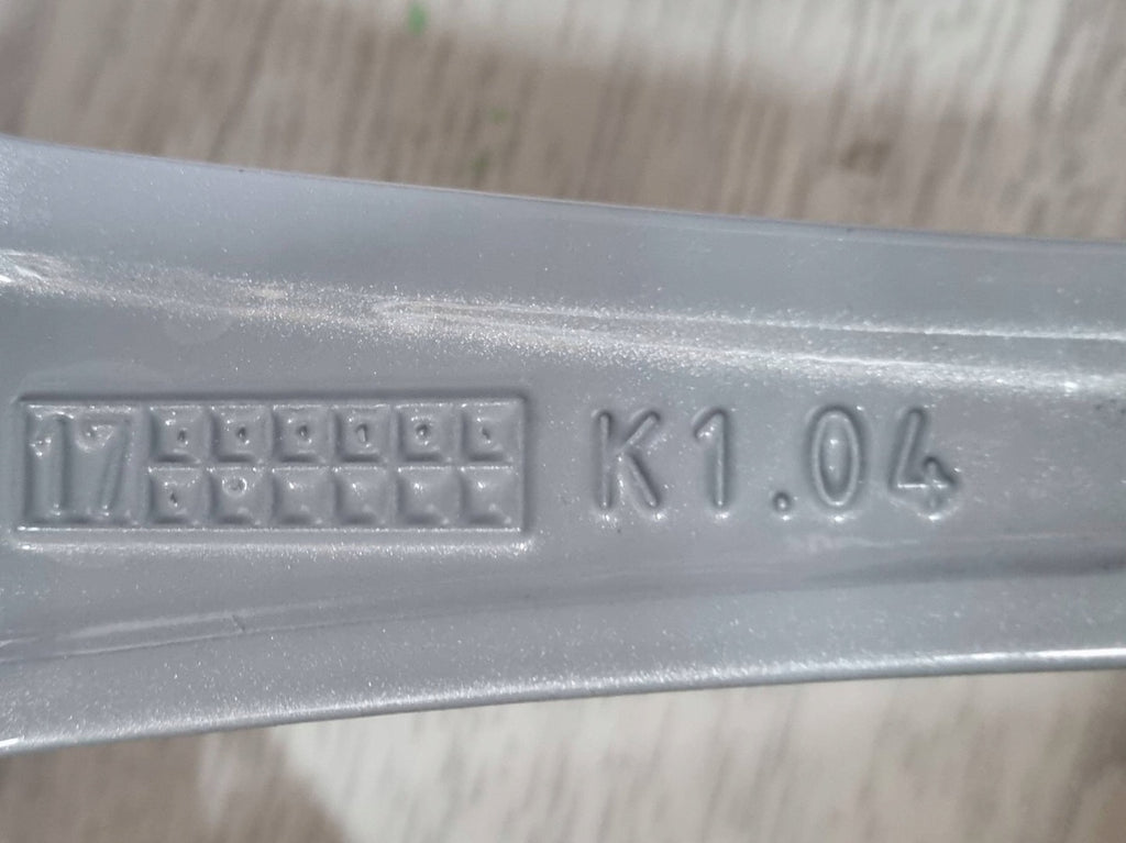 1x Alufelge 16 Zoll 6.5" 5x114.3 40ET Glanz Silber KE409-3Z110 Nissan Juke F15 FEL4906800768hd