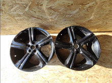 Laden Sie das Bild in den Galerie-Viewer, 2x Alufelge 19 Zoll 8.0&quot; 5x108 45ET Glanz Grau GX6M-1007-CB Jaguar Xj Xf Mg