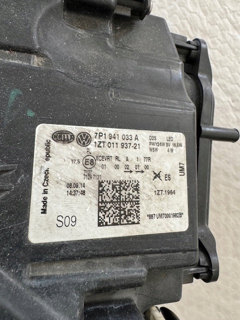 Frontscheinwerfer VW Touareg 7P1941033 Xenon Ein Stück (Rechts oder Links)