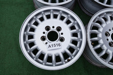 Laden Sie das Bild in den Galerie-Viewer, 4x Alufelge 15 Zoll 7.0" 5x120 47ET 1180069 BMW 3 E36 E46 Rim Wheel FEL7003757727ol