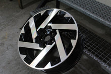 Load image into Gallery viewer, 1x Alufelge 19 Zoll 8.0" 5x112 46ET Glanz Gold 5A269E5 Mini Countryman Rim Wheel FEL4406799122pm