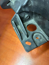 Load image into Gallery viewer, Frontscheinwerfer Mitsubishi Outlander 8301D3-32 LED Rechts Headlight