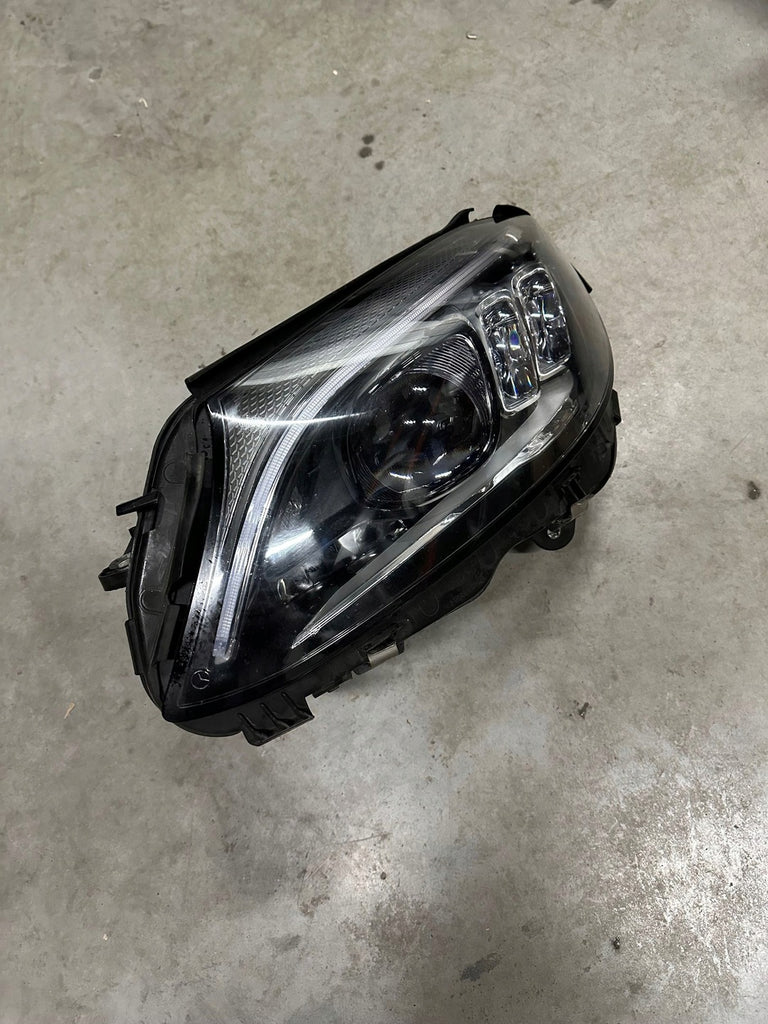 Frontscheinwerfer Mercedes-Benz W205 A205 C205 A2059061506 Links Headlight SCH8712920259ow