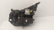 Laden Sie das Bild in den Galerie-Viewer, Frontscheinwerfer Skoda 5LB941036A LED Rechts Scheinwerfer Headlight SCH9402519856sa