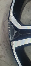 Laden Sie das Bild in den Galerie-Viewer, 1x Alufelge 17 Zoll 7.0" 4x108 38ET Glanz Schwarz 39182183 Opel Corsa F FEL8301767144tc