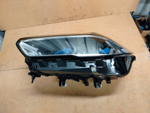 Load image into Gallery viewer, Frontscheinwerfer BMW G05 G06 948178909 Laser Links Scheinwerfer Headlight SCH2430015331mt