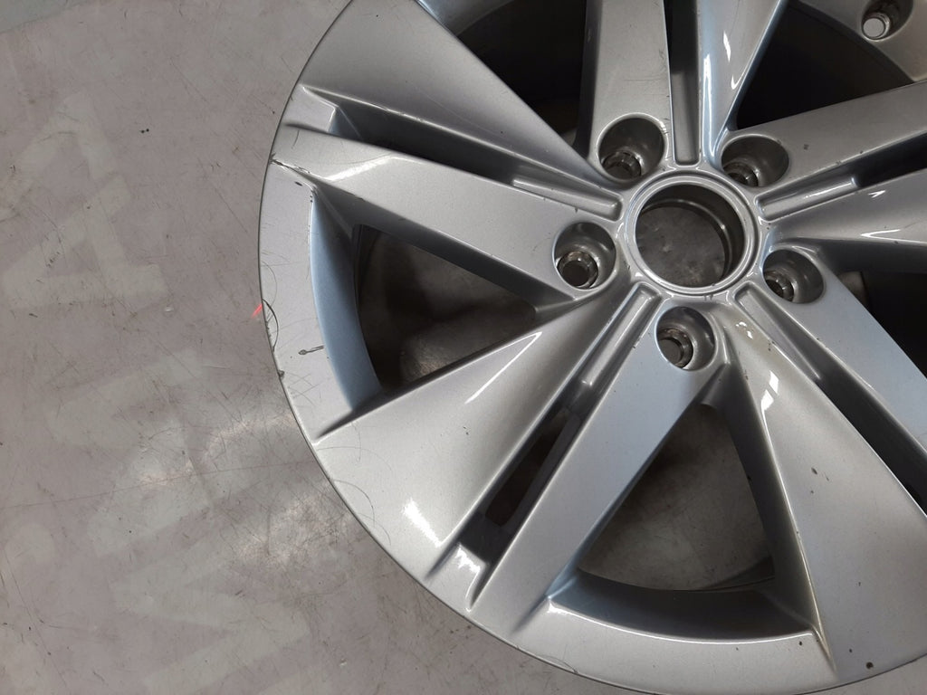 1x Alufelge 16 Zoll 7.0" 5x112 48ET Glanz Silber 5H0601025 VW Golf Viii FEL2150551468kc