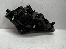 Load image into Gallery viewer, Frontscheinwerfer Skoda Superb 3V1941015A Xenon Links Scheinwerfer Headlight SCH1634355337yv