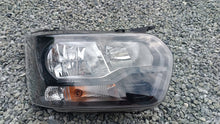Laden Sie das Bild in den Galerie-Viewer, Frontscheinwerfer Ford Transit GK31-13W029-BC Rechts Scheinwerfer Headlight SCH7807740982pb