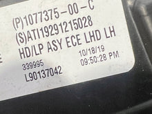 Laden Sie das Bild in den Galerie-Viewer, Frontscheinwerfer Tesla Model 3 1077375-00-C LED Links Scheinwerfer Headlight