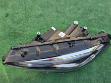 Laden Sie das Bild in den Galerie-Viewer, Frontscheinwerfer Mercedes-Benz W247 A2479066901KZ Full LED Links Headlight SCH8049304560tt