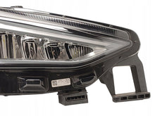 Laden Sie das Bild in den Galerie-Viewer, Frontscheinwerfer Cupra Born 10F941008H 17724811069 LED Rechts Headlight SCH8850353360lo