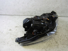 Laden Sie das Bild in den Galerie-Viewer, Frontscheinwerfer Mazda II D43N-51040 LED Links Scheinwerfer Headlight