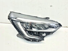 Laden Sie das Bild in den Galerie-Viewer, Frontscheinwerfer Renault Clio 5 260102407R LED Rechts Scheinwerfer Headlight