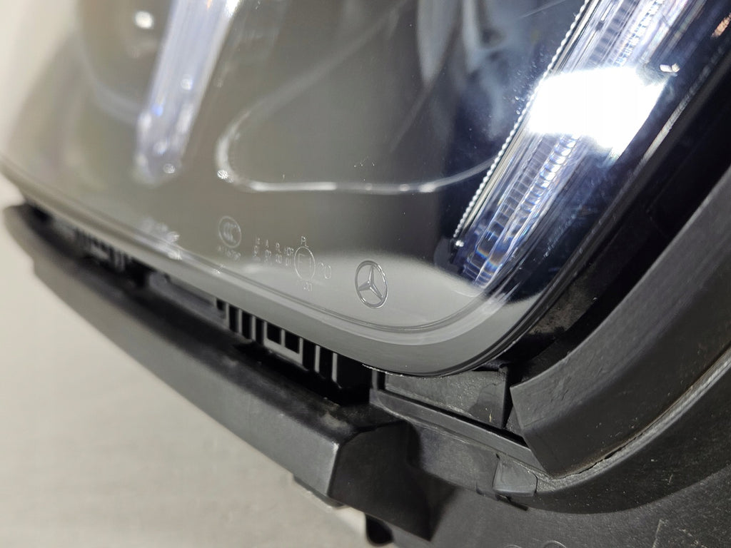 Frontscheinwerfer Mercedes-Benz Gle A1679065804 LED Rechts oder Links