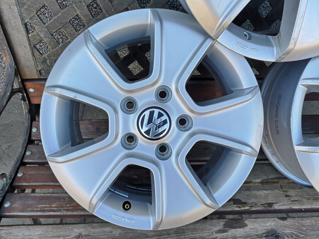 1x Alufelge 16 Zoll 6.5" 5x120 62ET Glanz Silber 2H0071496 VW Amarok Rim Wheel