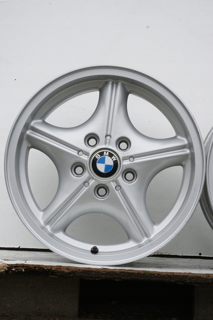 4x Alufelge 16 Zoll 7.0" 5x120 46ET 1092260 BMW Rim Wheel FEL2481880387ra